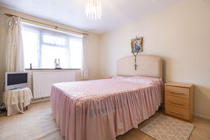 Bedroom- click for photo gallery